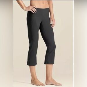 Athleta Dark Grey Power Ananda Crop Slit Cuff  Yoga Pants Size Small